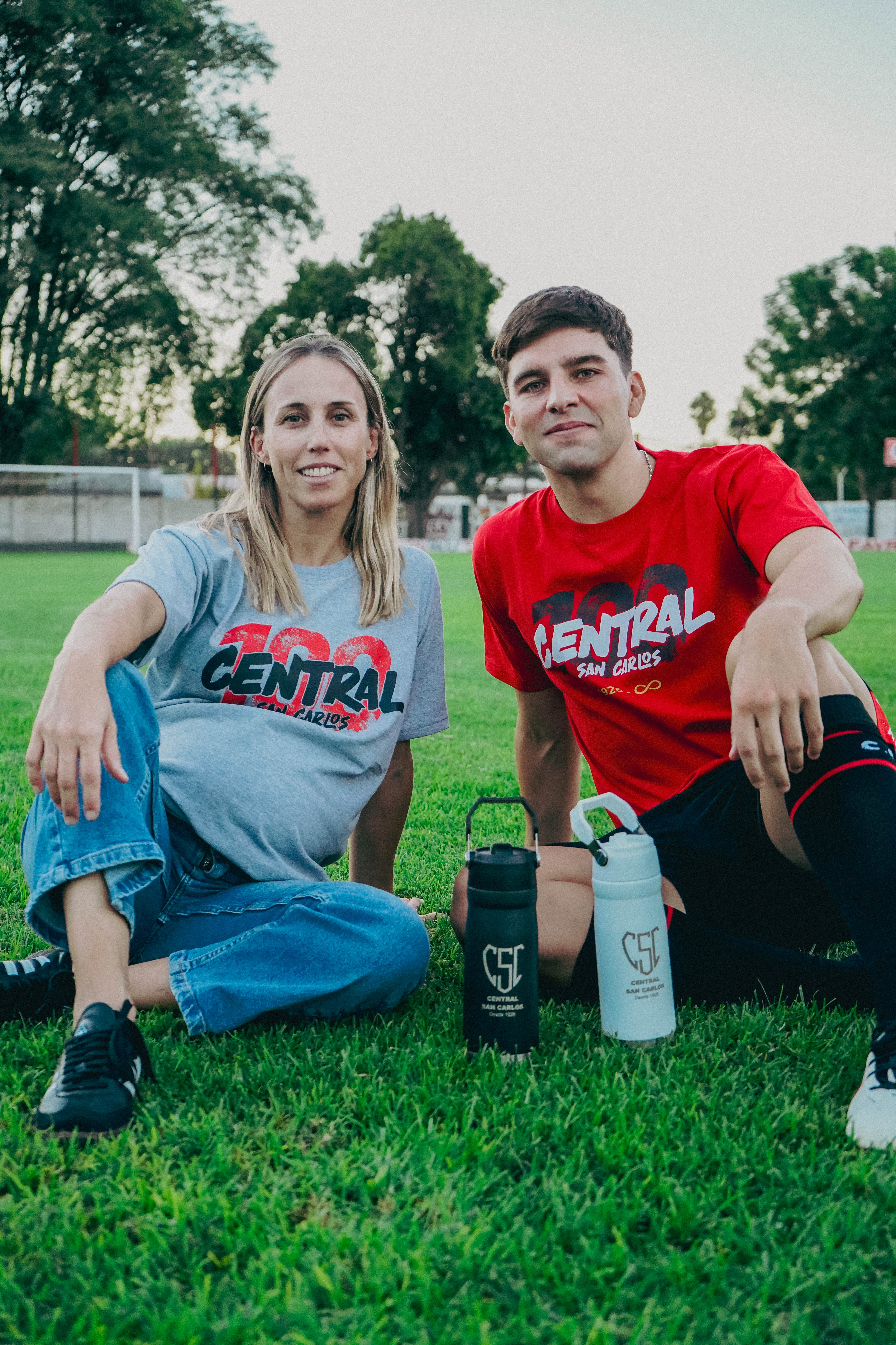 100 años Remeras Urbanas